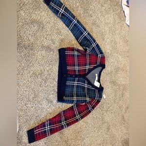 Cropped Hollister sweater/cardigan. Size L